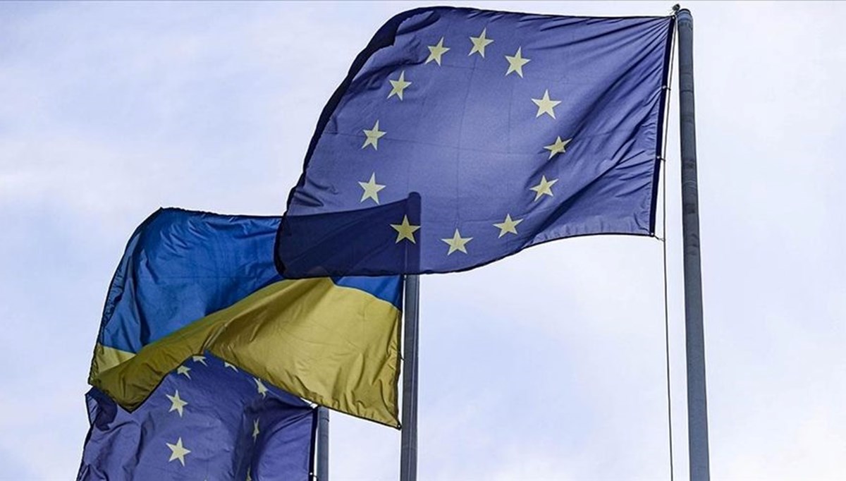 AB, Ukrayna’ya yıl sonuna kadar en az 1,3 milyon top mermisi teslim etmeyi hedefliyor