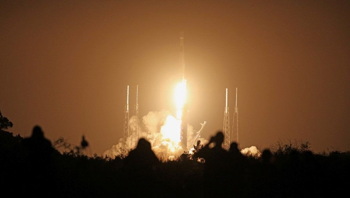 SpaceX yeni uydusu PACE’i fırlattı
