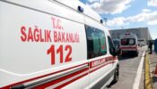 Mardin’de devrilen otomobildeki 2 kişi yaralandı