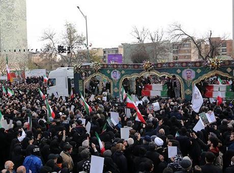İran’da protestoların bilançosu ağırlaşıyor! Can kaybı artarken, günler sonra bir ilk yaşandı