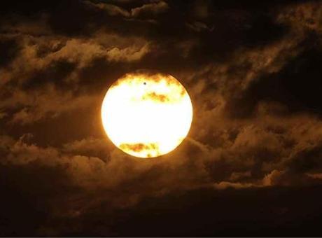 NASA’dan kıyamet senaryolarına karşı çığı açacak hamle! Dünyayı koruyacak yeni ‘uzay kalkanı’ geliyor