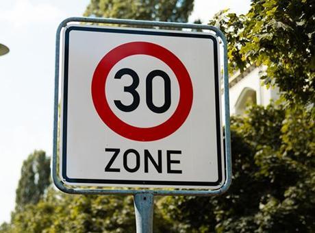 Şehir merkezinde azami hız sınırı 30’a düşürüldü! ‘Kameralar yerleştirilecek’