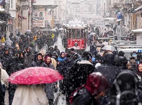 Son dakika… İstanbul Valiliği’nden uyarı: Kar geliyor! İşte yağışın başlayacağı saatler