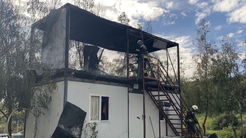 Bodrum'da konteyner yangını