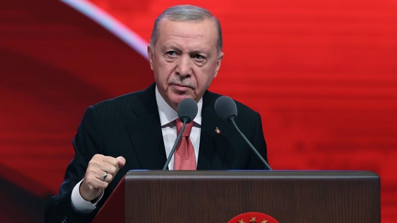 Cumhurbaşkanı Erdoğan'dan Milli Takım'a tebrik: Bizim Çocuklar’ı gönülden tebrik ediyorum