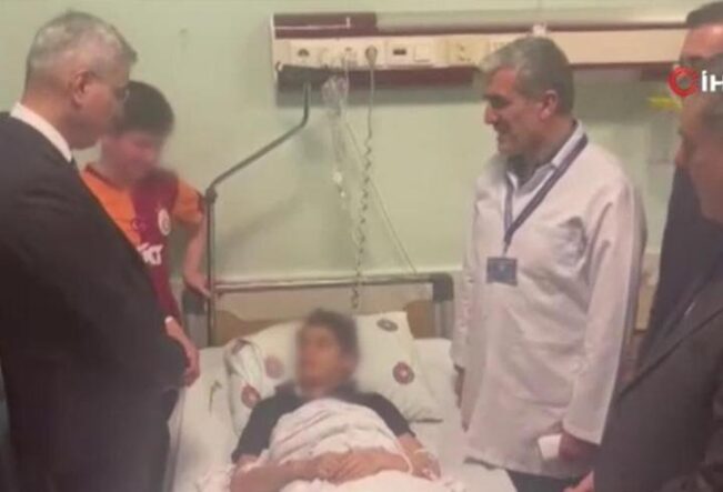 Bakanlar yaralı öğrencileri ziyaret etti