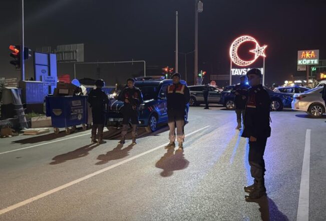 Yalova'da silahlı kavga: 6 yaralı