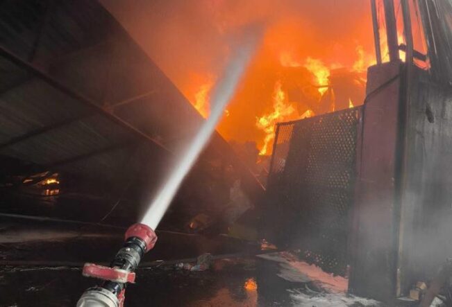 Adana’da geri dönüşüm tesisinde yangın