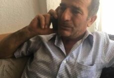 Traktörüne bağlı ilaç makinesini çıkarmak isterken sıkışarak öldü