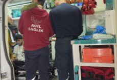 Avcılar'da 4 katlı binada yangın; mahsur kalan 20 kişi kurtarıldı