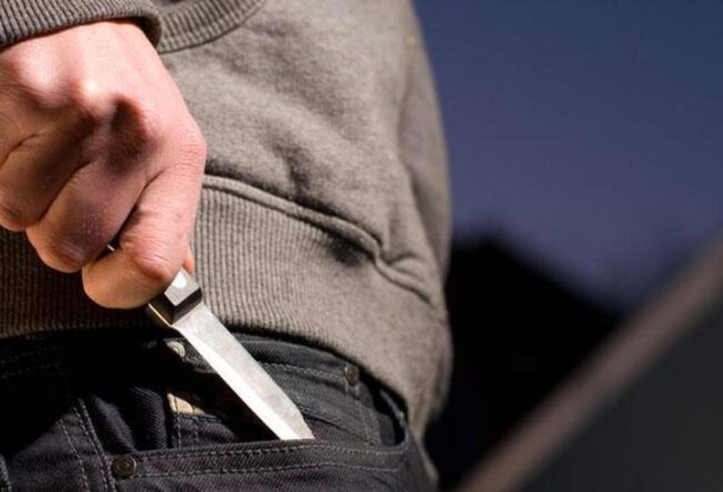 17 bıçak darbesi aldı, ölü numarasıyla kurtuldu, kocasının en ağır cezayı almasını istiyor