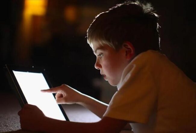 Sanal medya düzenlemesi: Yaş doğrulaması nasıl yapılacak?