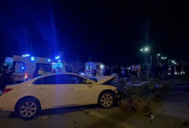 Kayseri'de iki otomobil çarpıştı: 4 yaralı