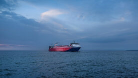 ABD, Hint Okyanusu'nda İran'dan petrol taşıyan gemiye el koydu