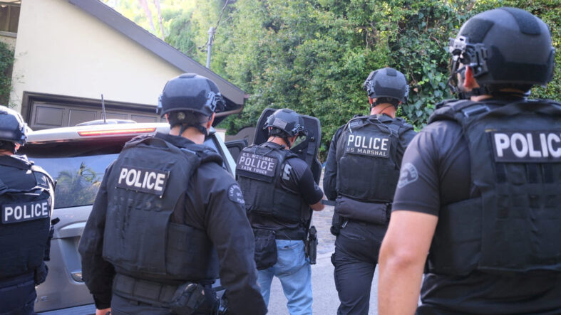 ABD’de 3 eve silahlı saldırı! Çok sayıda çocuk hayatını kaybetti