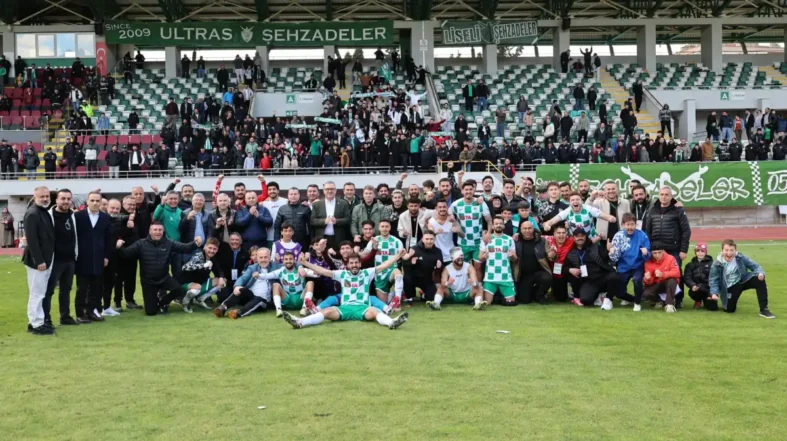 Amasyaspor ligde kalmayı garantiledi: Kritik maçta 3 puan