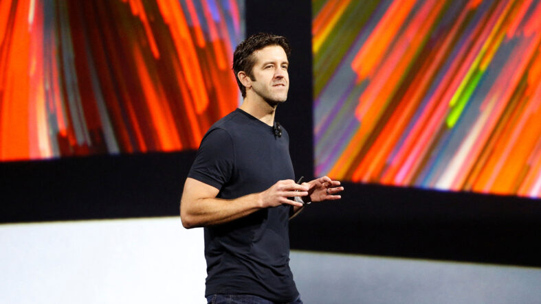 Apple'da bayrak değişimi: Yeni CEO belli oldu