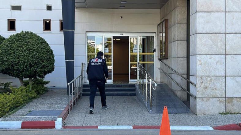 Belediyeden işe gitmeyen personele 23 ay maaş!