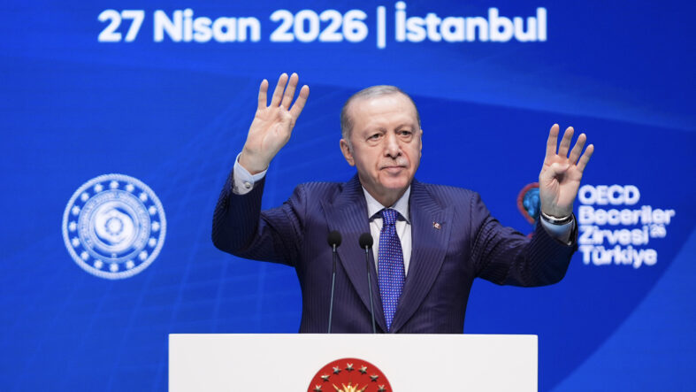 Cumhurbaşkanı Erdoğan: Dünya keskin bir dönüşümden geçiyor