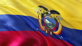 Ekvador'da yolcu otobüsü nehre düştü: 11 ölü, 22 yaralı