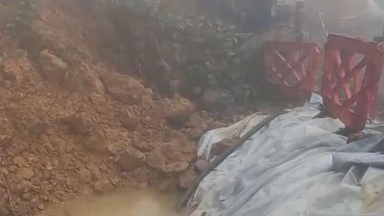 Giresun'da heyelan: Sondaj makinesi toprak altında kaldı