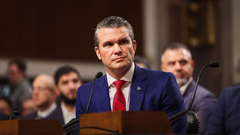 Hegseth için azil talebi, savaşın mimarı için yolun sonu mu?