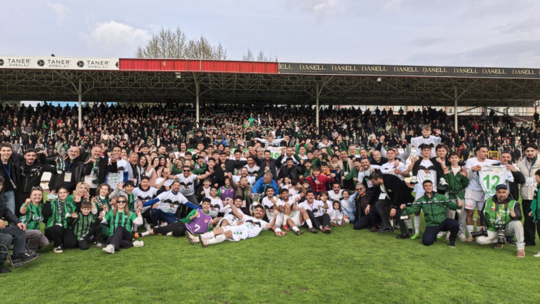 İnegöl Kafkas Spor Kulübü şampiyon olarak TFF 2. Lig'e yükseldi