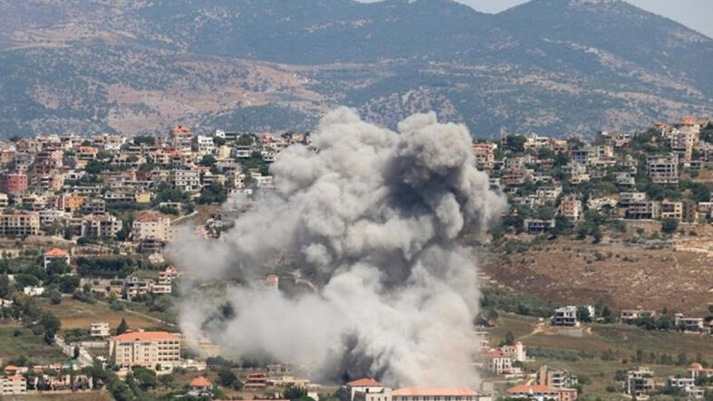 İsrail ateşkesi dinlemiyor! Lübnan'da vurulan araçta 2 kişi öldü