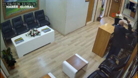 Ordu’da belediye personeline soru soran şahıs, yanıt alamayınca satırla saldırdı