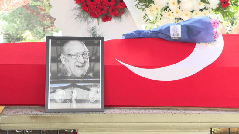 Oyuncu Ferdi Atuner son yolculuğuna uğurlandı