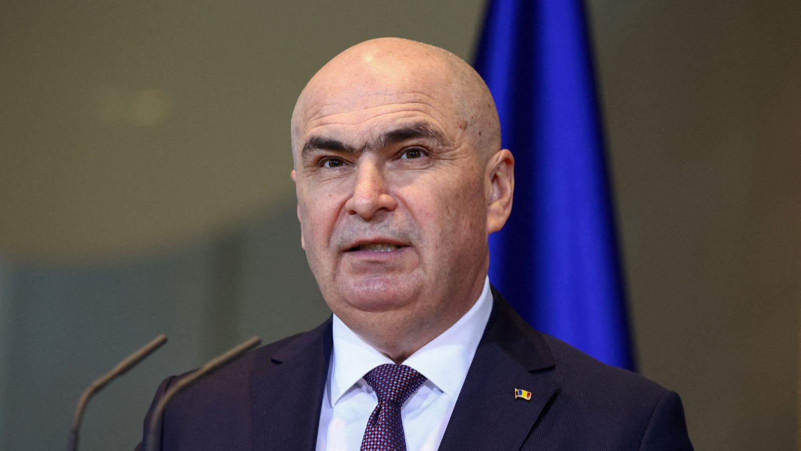 Romanya'da hükümet krizi: Bolojan parlamentodaki çoğunluğu kaybetti