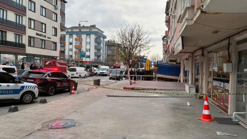 Tekirdağ'da bir şahıs balkondan pompalı tüfekle husumetlisini vurdu