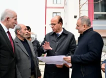 Yeşilyurt’ta bozulan yollar yenileniyor