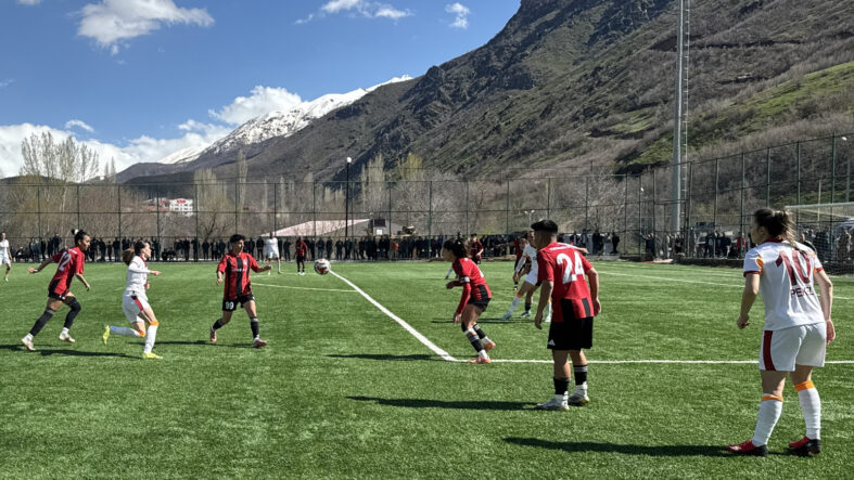 Yüksekovaspor, Galatasaray'ı 2 golle yendi