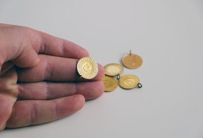 CANLI ALTIN FİYATLARI 9 MAYIS: Gram, çeyrek, yarım ve cumhuriyet altını ne kadar? Kapalı Çarşı altın alış satış fiyatları son durum!