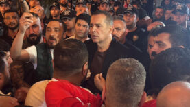 Antalyaspor küme düştü, taraftarlardan başkana sert tepki