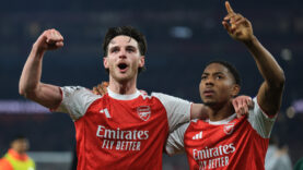 Arsenal, 22 yıl sonra Premier Lig'de şampiyon oldu