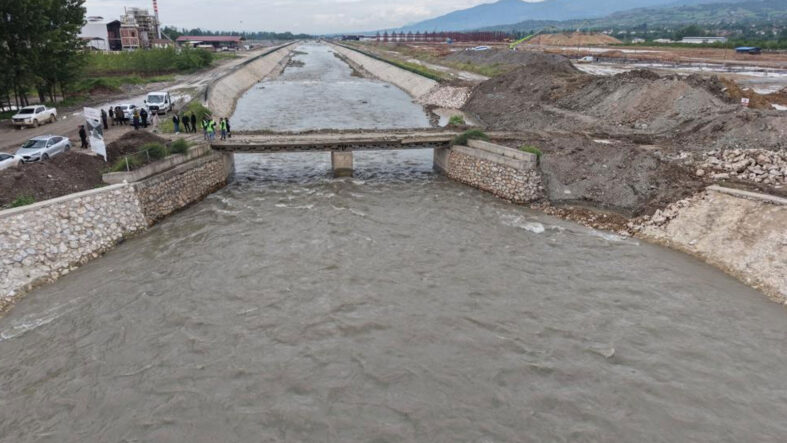 Bakan Göktaş ve Cevdet Yılmaz'dan Tokat'taki selden etkilenenlere ilişkin açıklama