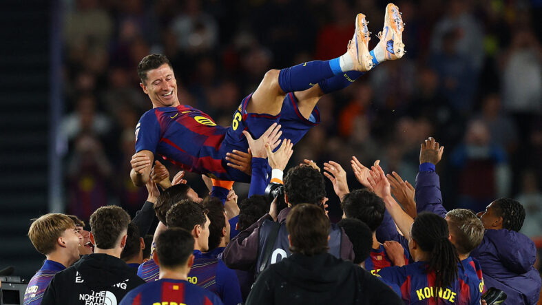 Barcelona'dan tarihi başarı! İç sahada 19'da 19