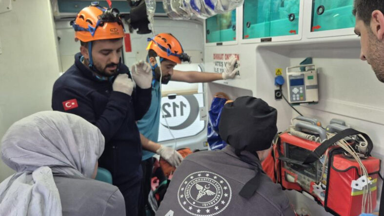 Bingöl’de trafik kazası: Çok sayıda yaralı var