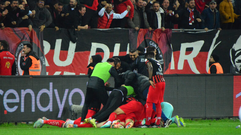 Bodrum FK'yi mağlup eden Çorum FK, Trendyol 1. Lig play-off finaline yükseldi