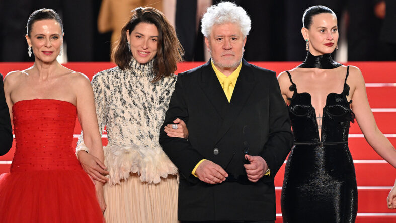 Cannes'a damga vuran sözler! İspanyol yönetmenden 'canavar' benzetmesi