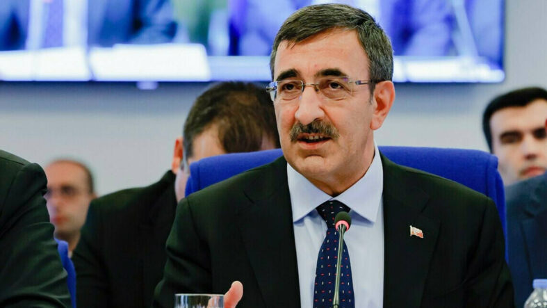 Cevdet Yılmaz: İşsizlik tek haneli seviyesini koruyor