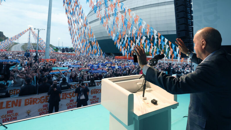 Cumhurbaşkanı Erdoğan: Milletin lokomotifi gençlerdir