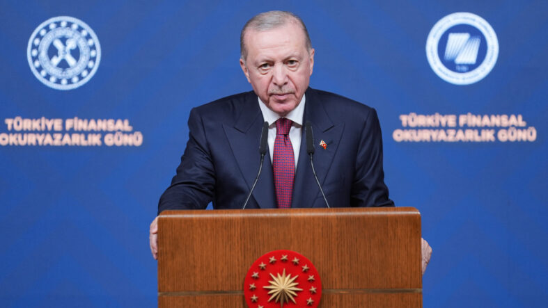 Cumhurbaşkanı Erdoğan: Türkiye krizlere dayanıklılığını kanıtlamıştır