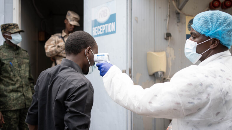 DSÖ'den Ebola salgını açıklaması: 750 şüpheli vaka ile 177 şüpheli ölüm bulunuyor