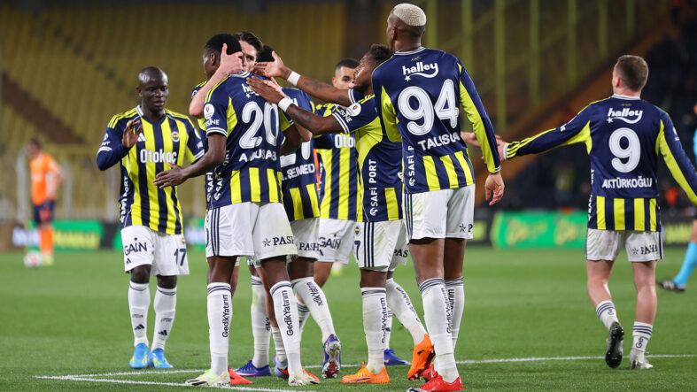 Fenerbahçe'nin Konyaspor maçı kadrosu belli oldu! Listede 3 eksik