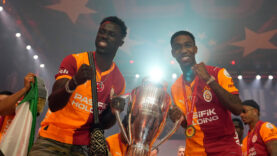 Galatasaray, şampiyon kadrodan 3 futbolcuyu gönderiyor