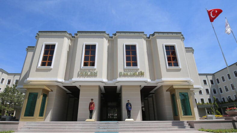 İçişleri Bakanlığı, Türkiye'de bulunan Suriyeli sayısını açıkladı