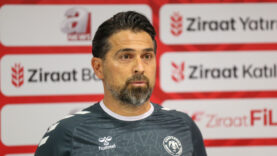 İlhan Palut: Futbol tamamen kırılma anlarından oluşan bir oyun
